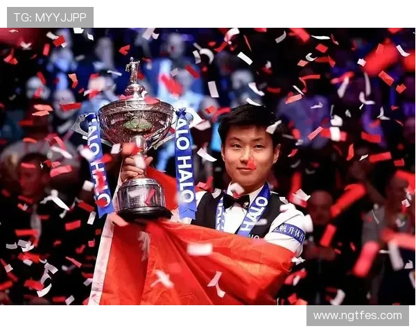 赵心童世锦赛球桌亮相玉山星牌台球博物馆 赵心童世锦赛球桌亮相玉山星牌台球博物馆